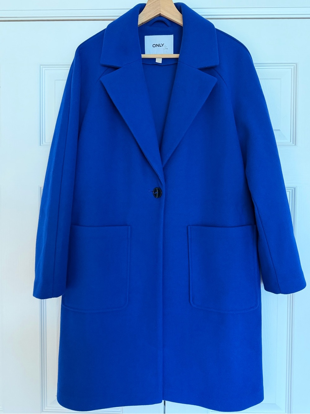 Only ‘Victoria Life’ Cobalt Blue Coat